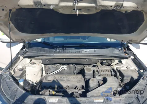 2011 Kia Sorento Lx z USA, uszkodzony, nr VIN 5XYKT3A10BG086707